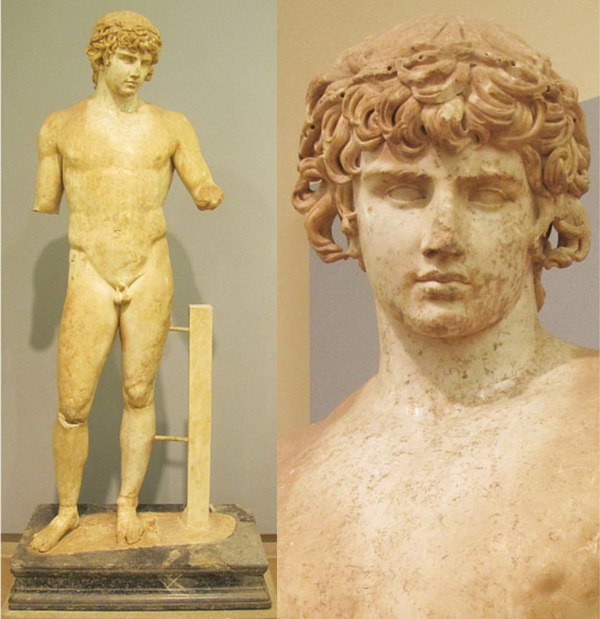Классическая мраморная статуя Антиноя в образе Аполлона.