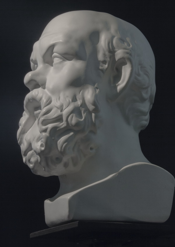 Гипсовая копия головы Сократа в профиль справа